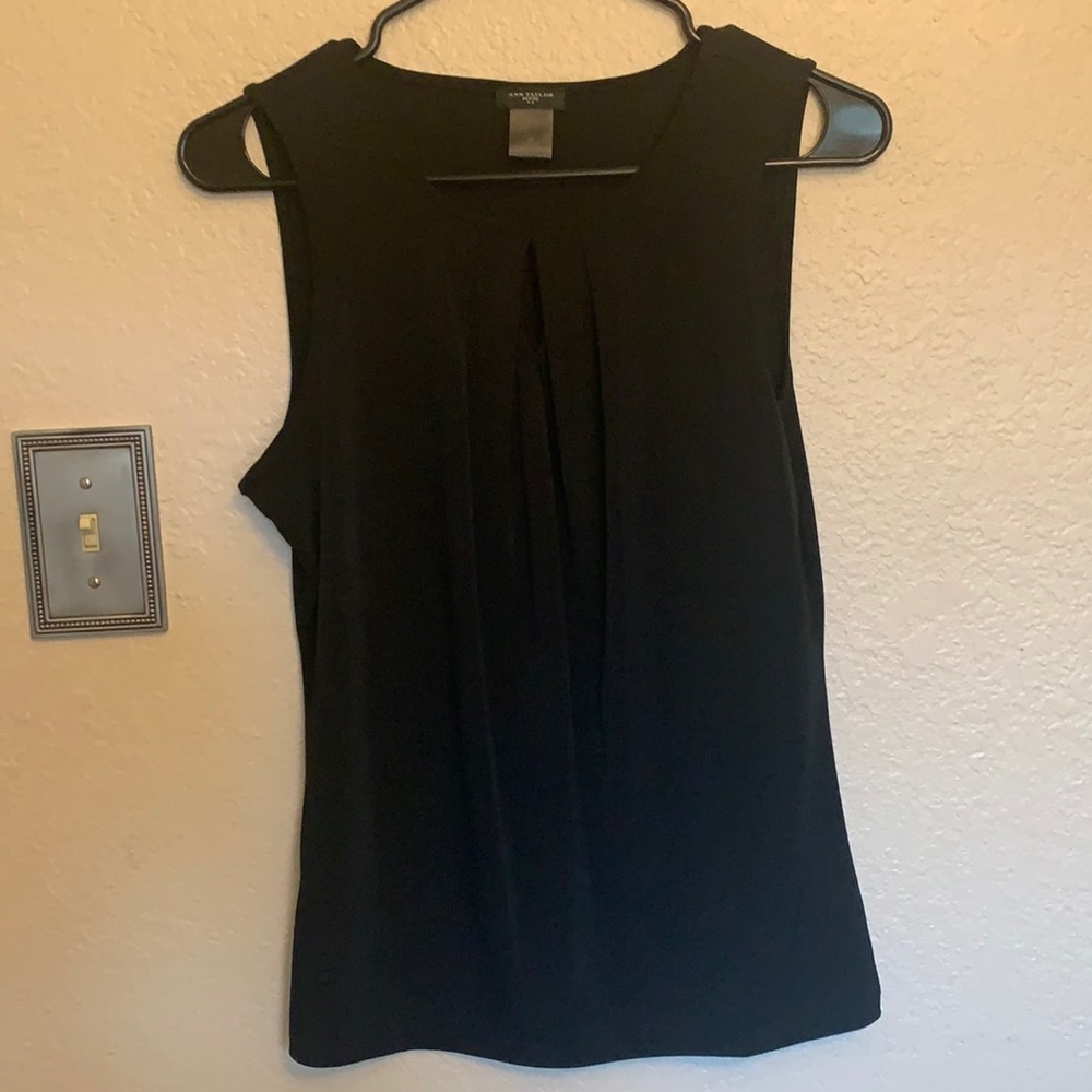 Sleeveless top - size SP (small petite)
